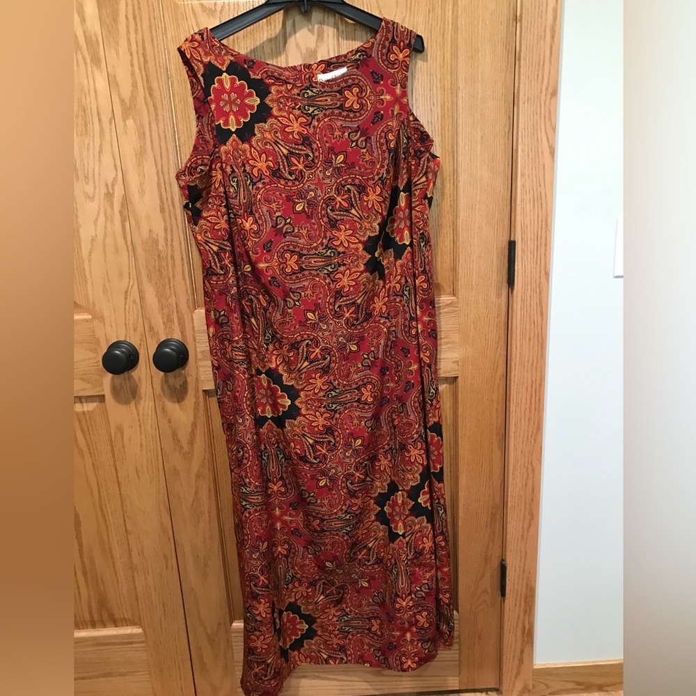 Danny & Nicole Dress, sleeveless, pretty Autumn colors 20W